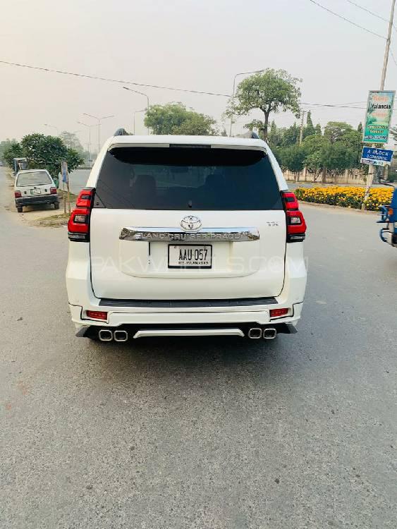 ٹویوٹا پراڈو 2010 for Sale in لاہور ٹویوٹا پراڈو 2010 for Sale in لاہور Image-9