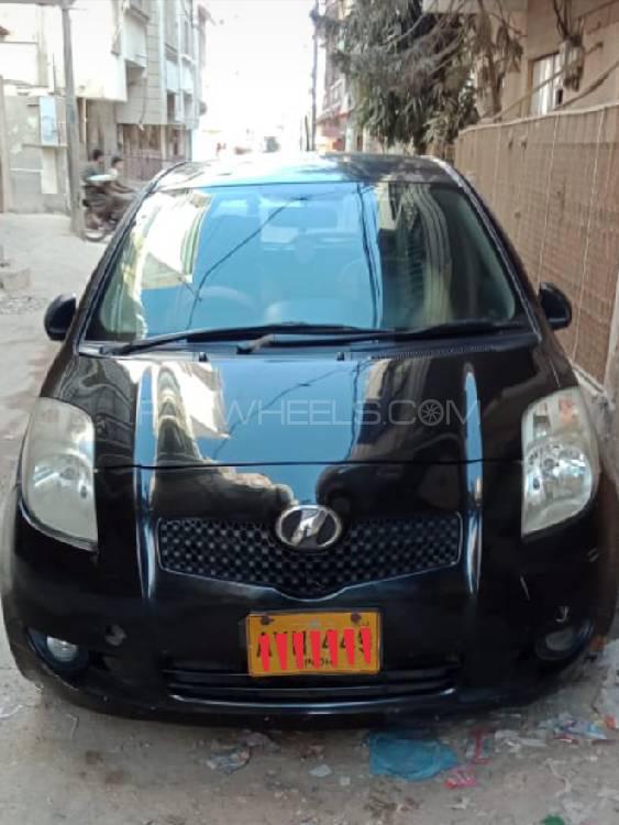 Toyota Vitz 2007 for Sale in Karachi Image-1
