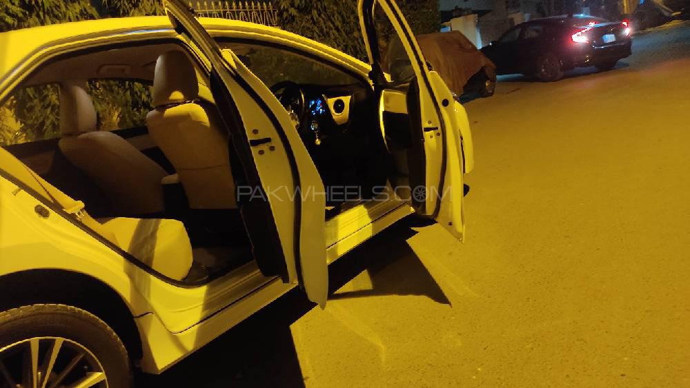 Toyota Corolla 2017 for Sale in Lahore Toyota Corolla 2017 for Sale in Lahore Image-4