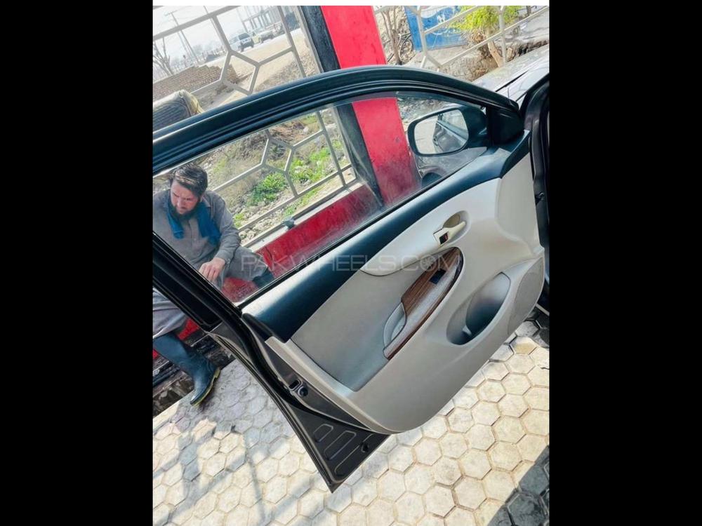 Toyota Corolla 2013 for Sale in Peshawar Toyota Corolla 2013 for Sale in Peshawar Image-5