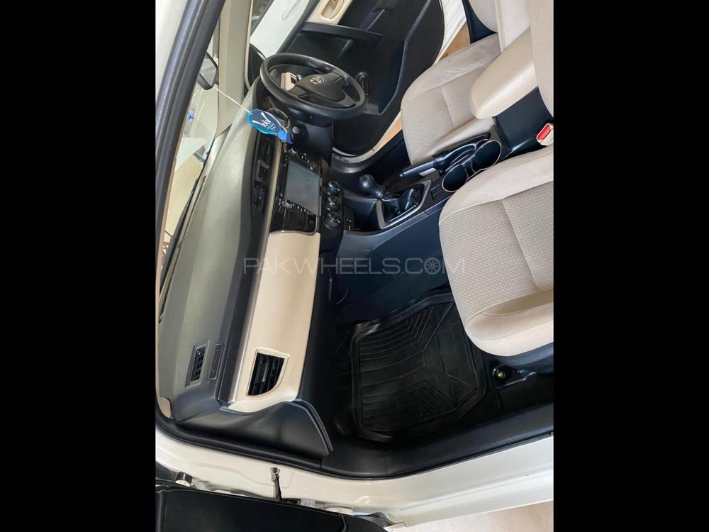 Toyota Corolla 2014 for Sale in Faisalabad Toyota Corolla 2014 for Sale in Faisalabad Image-5