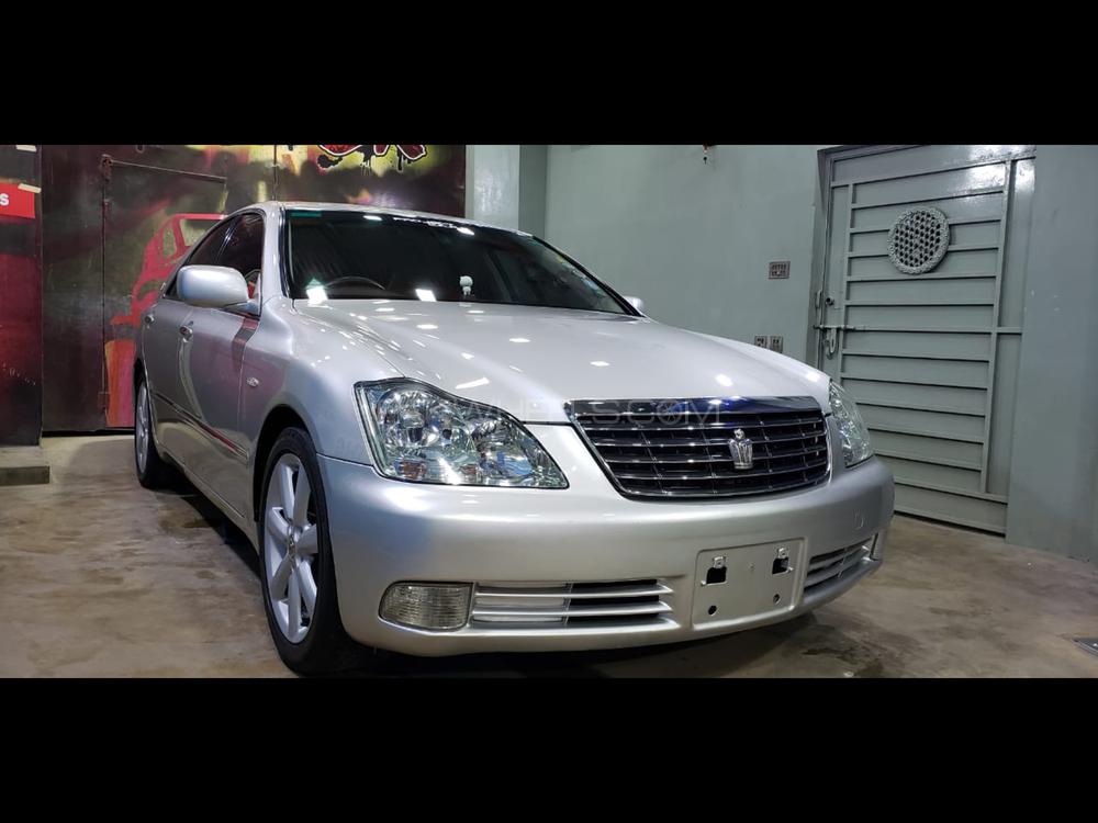 Toyota Crown 2004 for Sale in Karachi Image-1