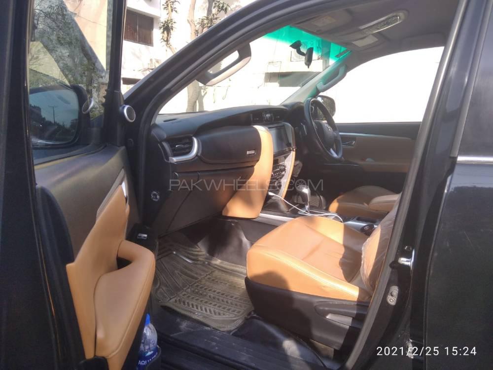 ٹویوٹا فورچیونر 2017 for Sale in لاہور ٹویوٹا فورچیونر 2017 for Sale in لاہور Image-13