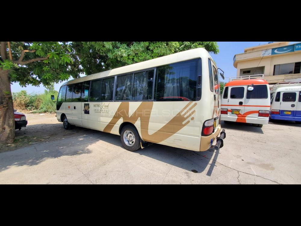 Toyota Coaster 2013 for Sale in Rawalpindi Image-1