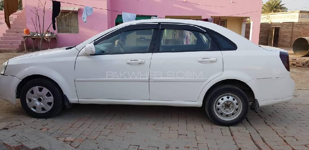 Chevrolet Optra 2005 for Sale in Multan Chevrolet Optra 2005 for Sale in Multan Image-2