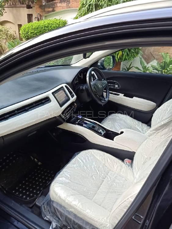 Honda Vezel 2017 for Sale in Lahore Honda Vezel 2017 for Sale in Lahore Image-8