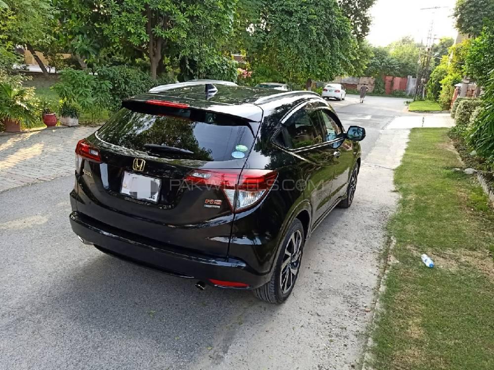 Honda Vezel 2017 for Sale in Lahore Honda Vezel 2017 for Sale in Lahore Image-9
