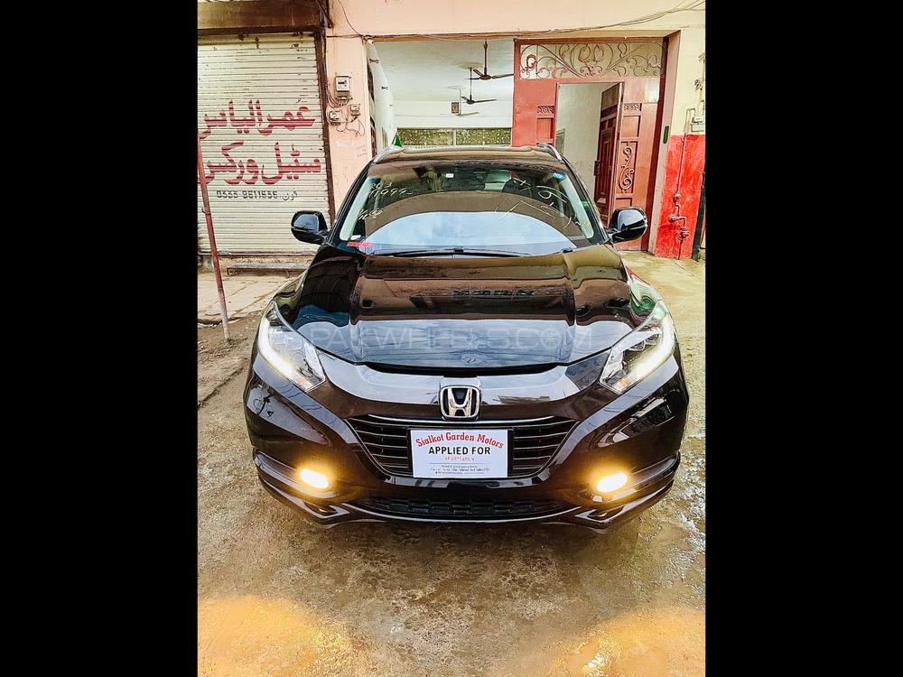 Honda Vezel 2015 for Sale in Sialkot Image-1