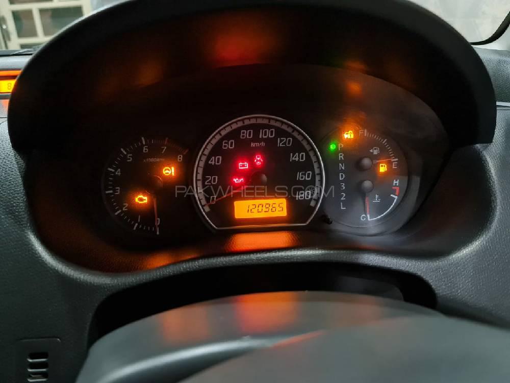 Suzuki Swift 2013 for Sale in Lahore Suzuki Swift 2013 for Sale in Lahore Image-2