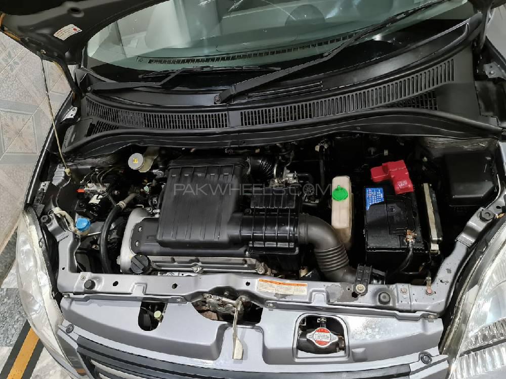 Suzuki Swift 2013 for Sale in Lahore Suzuki Swift 2013 for Sale in Lahore Image-9