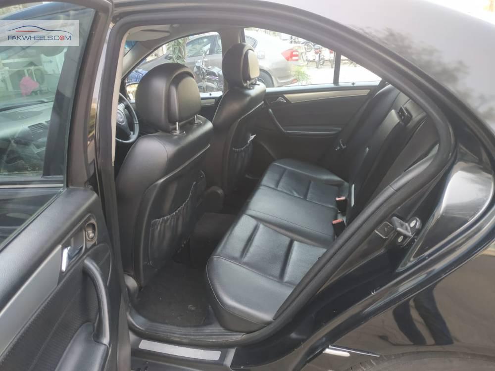 Mercedes Benz C Class 2006 for Sale in Lahore Mercedes Benz C Class 2006 for Sale in Lahore Image-10