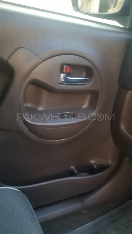 Toyota Passo 2015 for Sale in Peshawar Toyota Passo 2015 for Sale in Peshawar Image-8