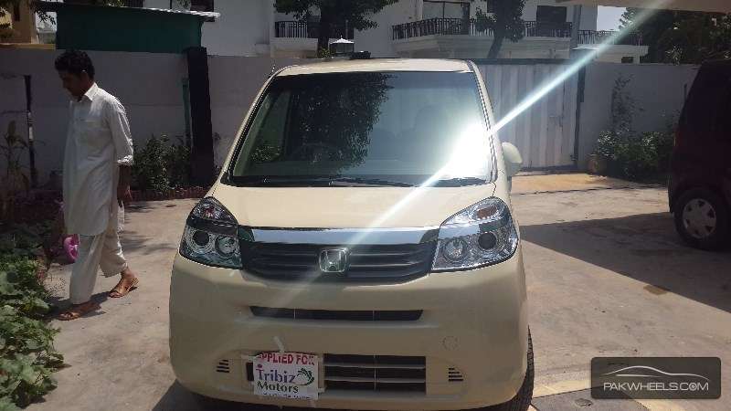 Honda Life 2011 for Sale in Islamabad Image-1