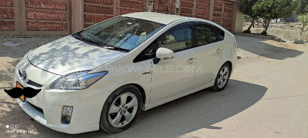 Toyota Prius 2010 for Sale in Karachi Toyota Prius 2010 for Sale in Karachi Image-4