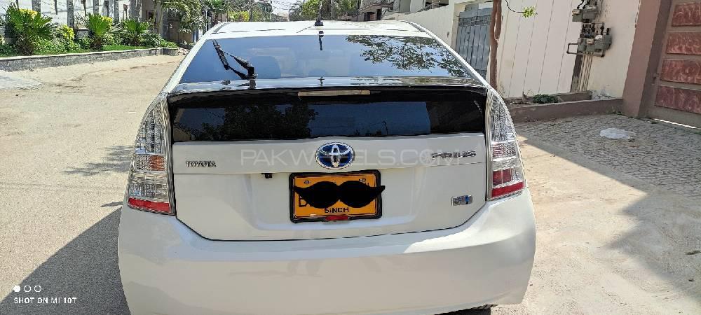 Toyota Prius 2010 for Sale in Karachi Toyota Prius 2010 for Sale in Karachi Image-6