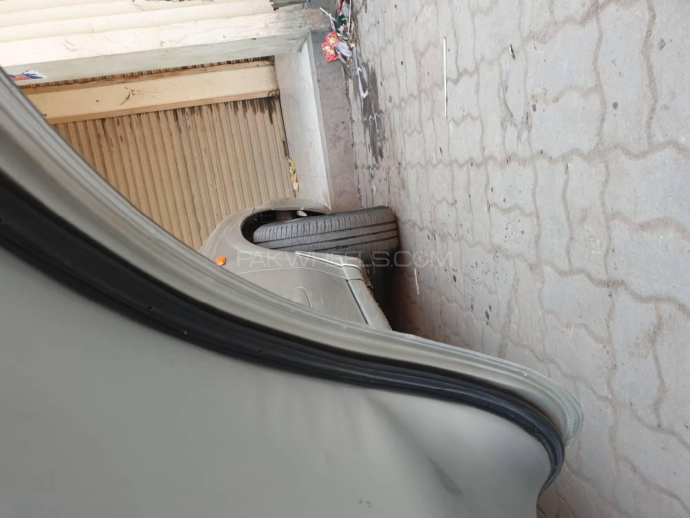 Nissan Sunny 2005 for Sale in Lahore Nissan Sunny 2005 for Sale in Lahore Image-5