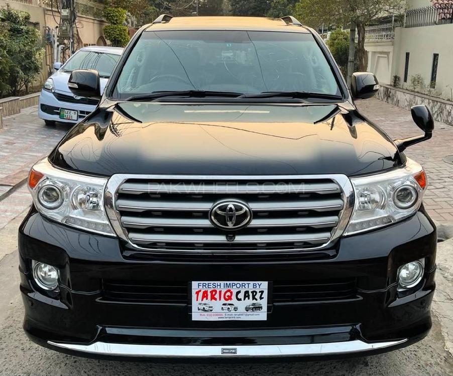 Toyota Land Cruiser 2013 for Sale in Lahore Image-1