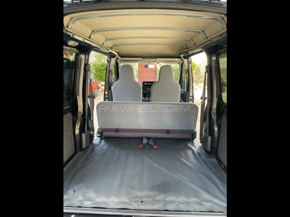 ٹویوٹا پکسیس وین 2016 for Sale in کراچی ٹویوٹا پکسیس وین 2016 for Sale in کراچی Image-13