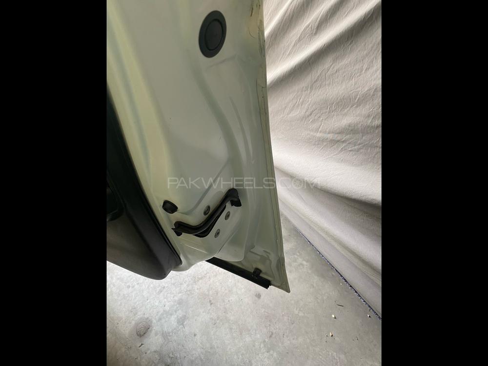 Honda Fit 2014 for Sale in Lahore Honda Fit 2014 for Sale in Lahore Image-8