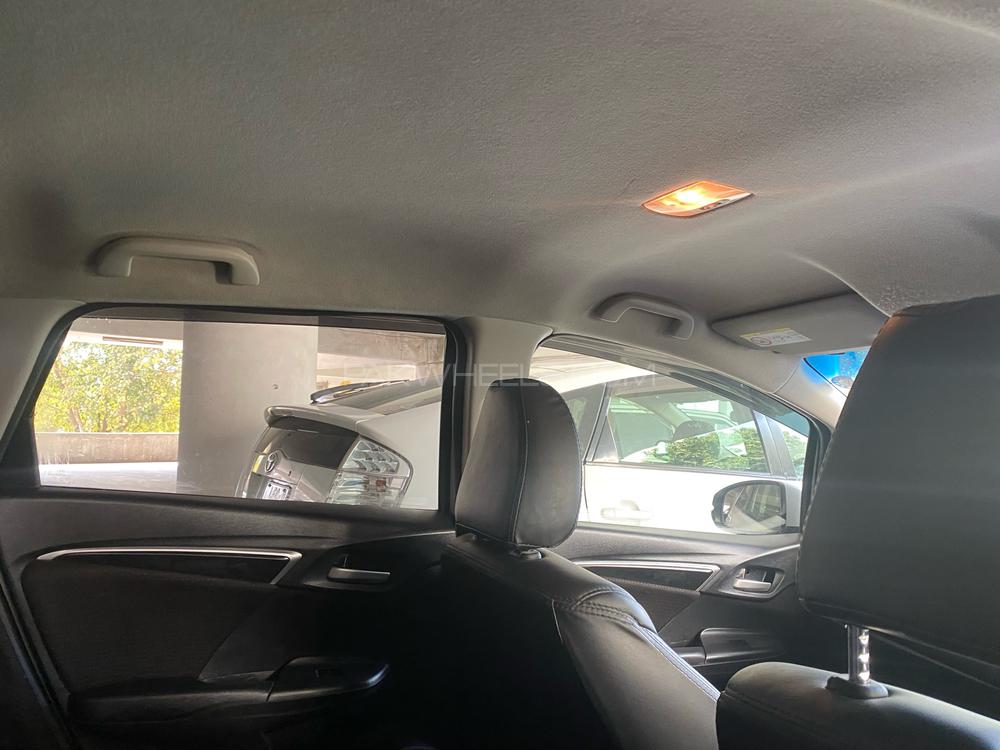 Honda Fit 2014 for Sale in Lahore Honda Fit 2014 for Sale in Lahore Image-9