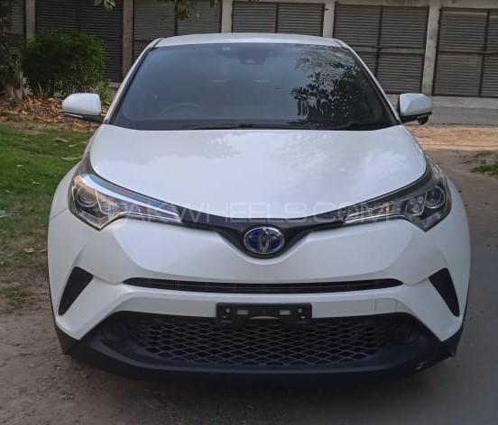 Toyota C-HR 2017 for Sale in Lahore Image-1