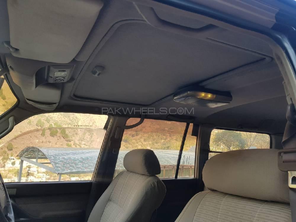 ٹویوٹا لینڈ کروزر 1993 for Sale in اسلام آباد ٹویوٹا لینڈ کروزر 1993 for Sale in اسلام آباد Image-15