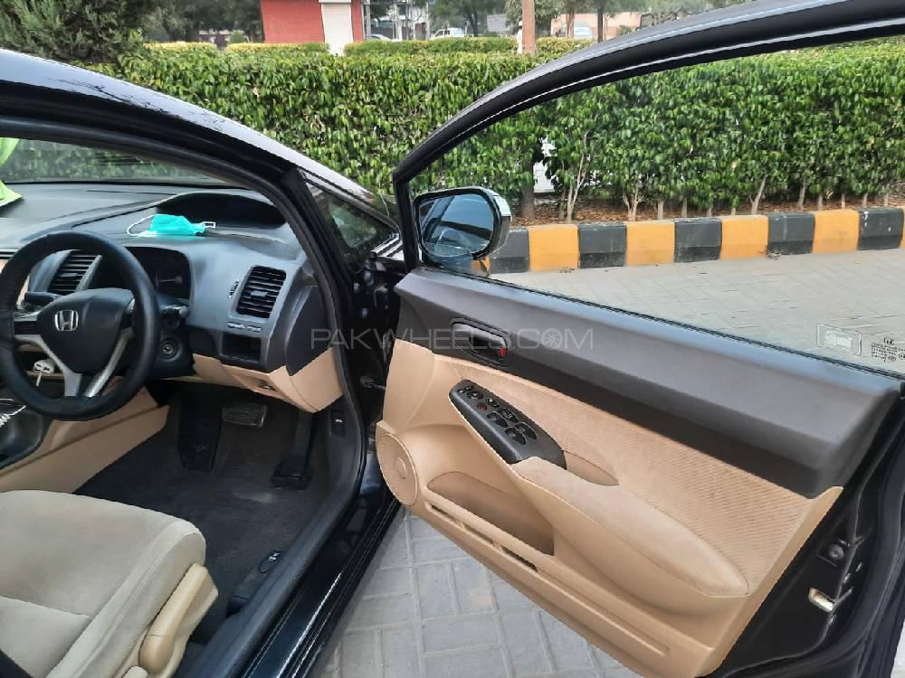Honda Civic 2011 for Sale in Lahore Honda Civic 2011 for Sale in Lahore Image-10