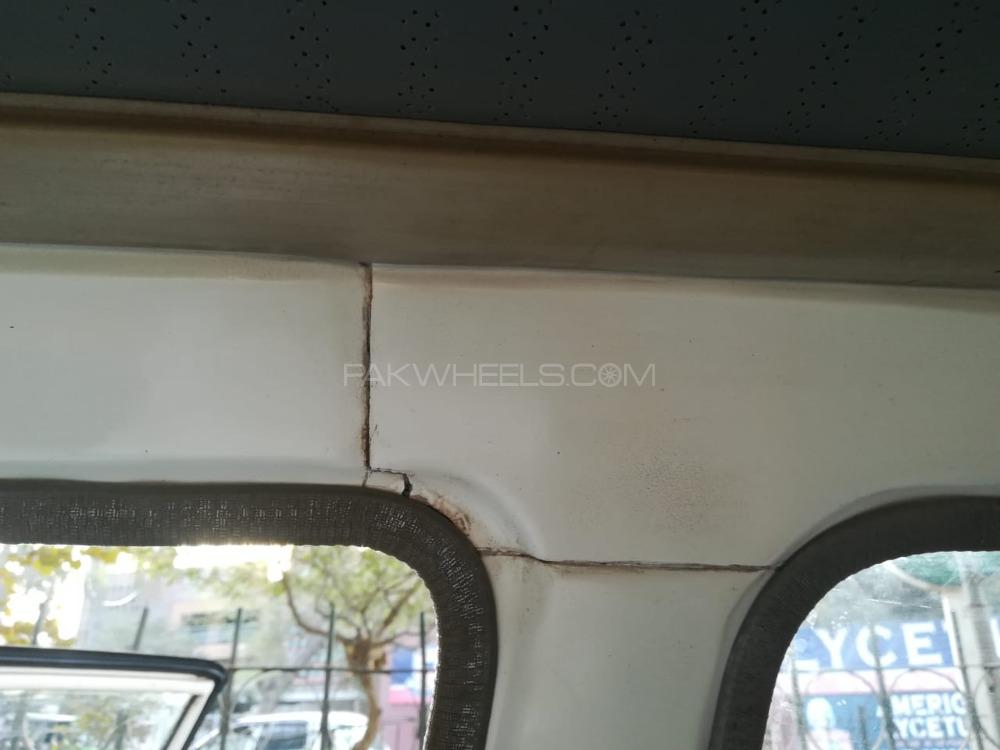 Suzuki Mehran 2004 for Sale in Lahore Suzuki Mehran 2004 for Sale in Lahore Image-4