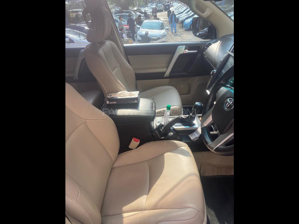 Toyota Prado 2012 for Sale in Islamabad Toyota Prado 2012 for Sale in Islamabad Image-13