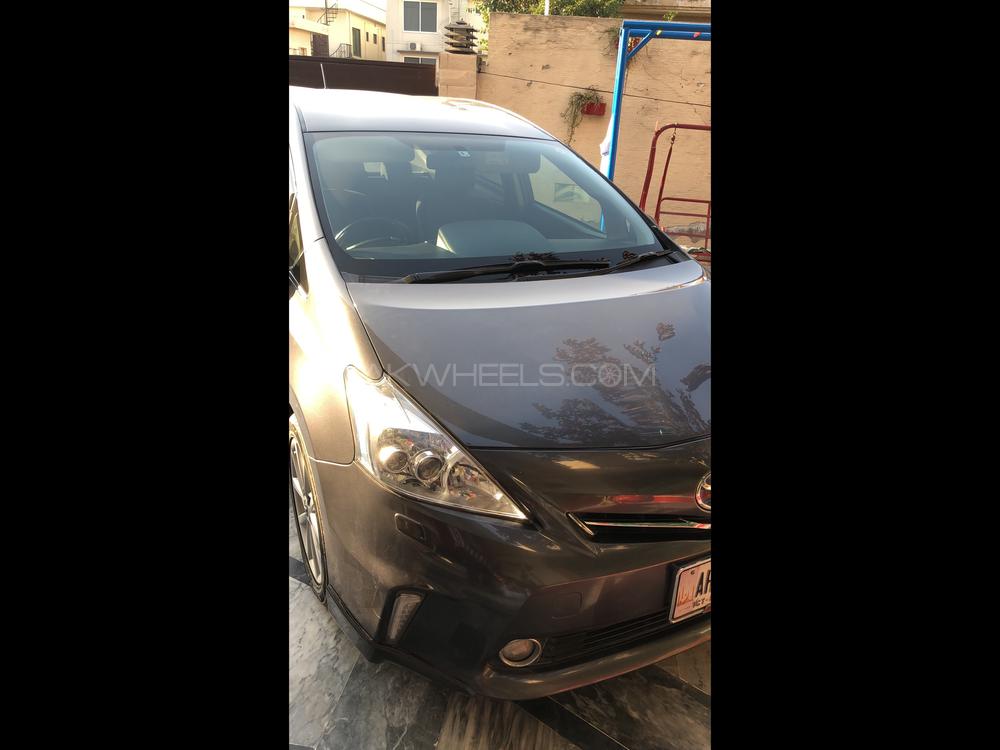 ٹویوٹا پریوس الفا 2014 for Sale in راولپنڈی Image-1