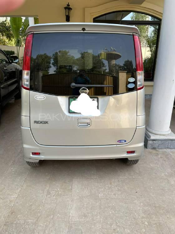 نسان روکس 2011 for Sale in لاہور نسان روکس 2011 for Sale in لاہور Image-10