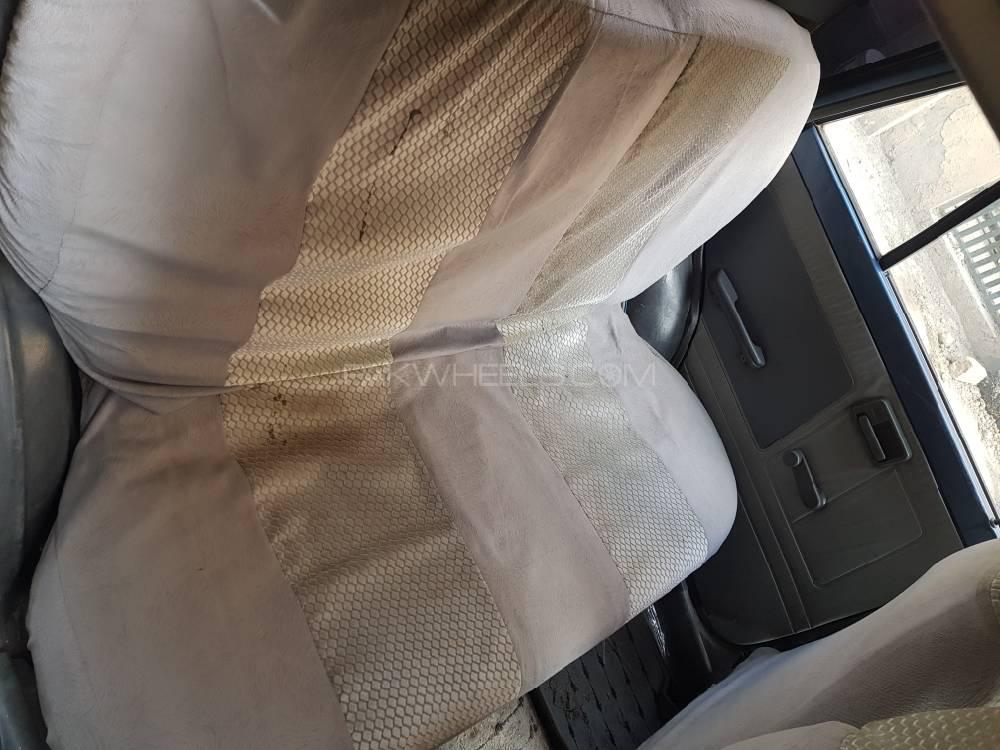 Suzuki Mehran 2008 for Sale in Lahore Suzuki Mehran 2008 for Sale in Lahore Image-9