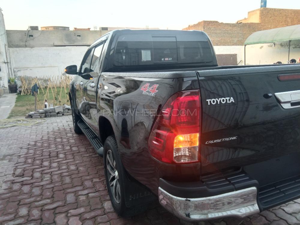 Toyota Hilux 2020 for Sale in Dera ismail khan Toyota Hilux 2020 for Sale in Dera ismail khan Image-2