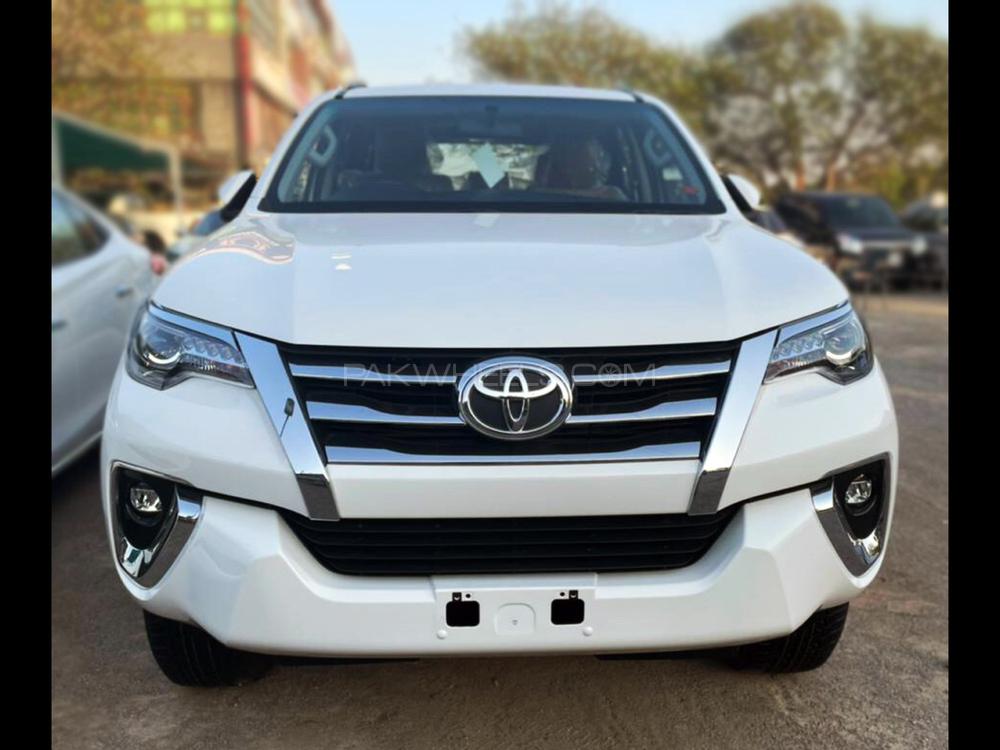 Toyota Fortuner 2021 for Sale in Islamabad Image-1