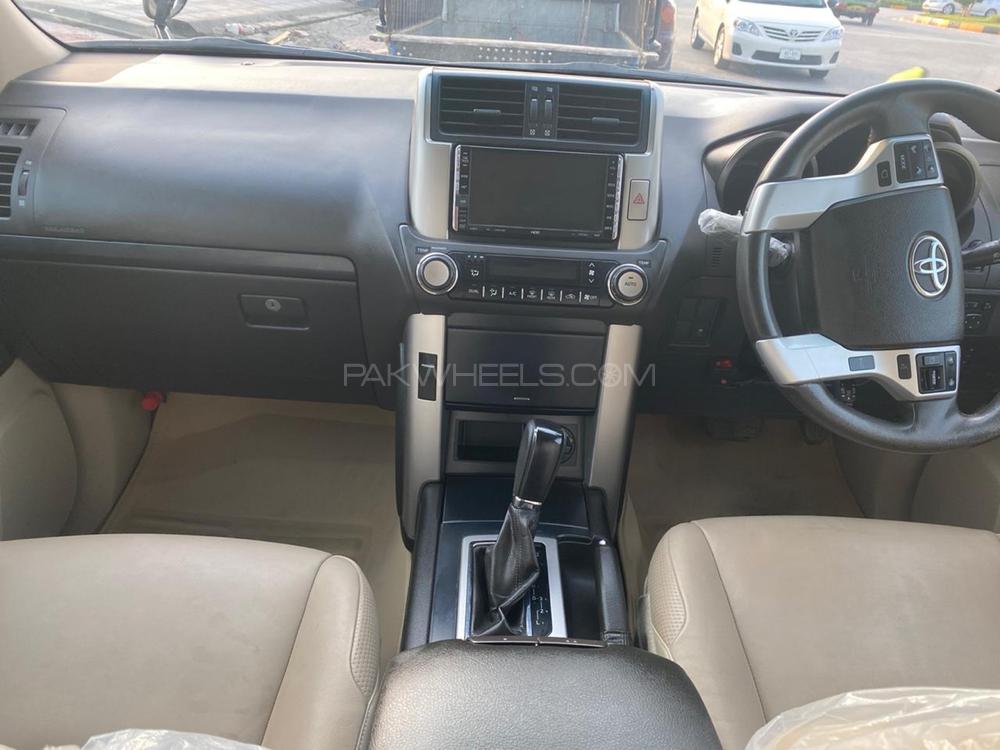 Toyota Prado 2013 for Sale in Islamabad Toyota Prado 2013 for Sale in Islamabad Image-5
