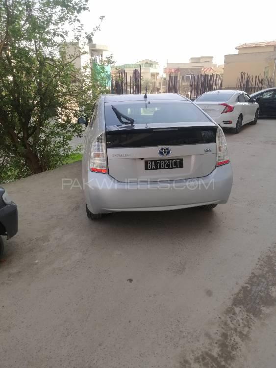 Toyota Prius 2010 for Sale in Islamabad Image-1