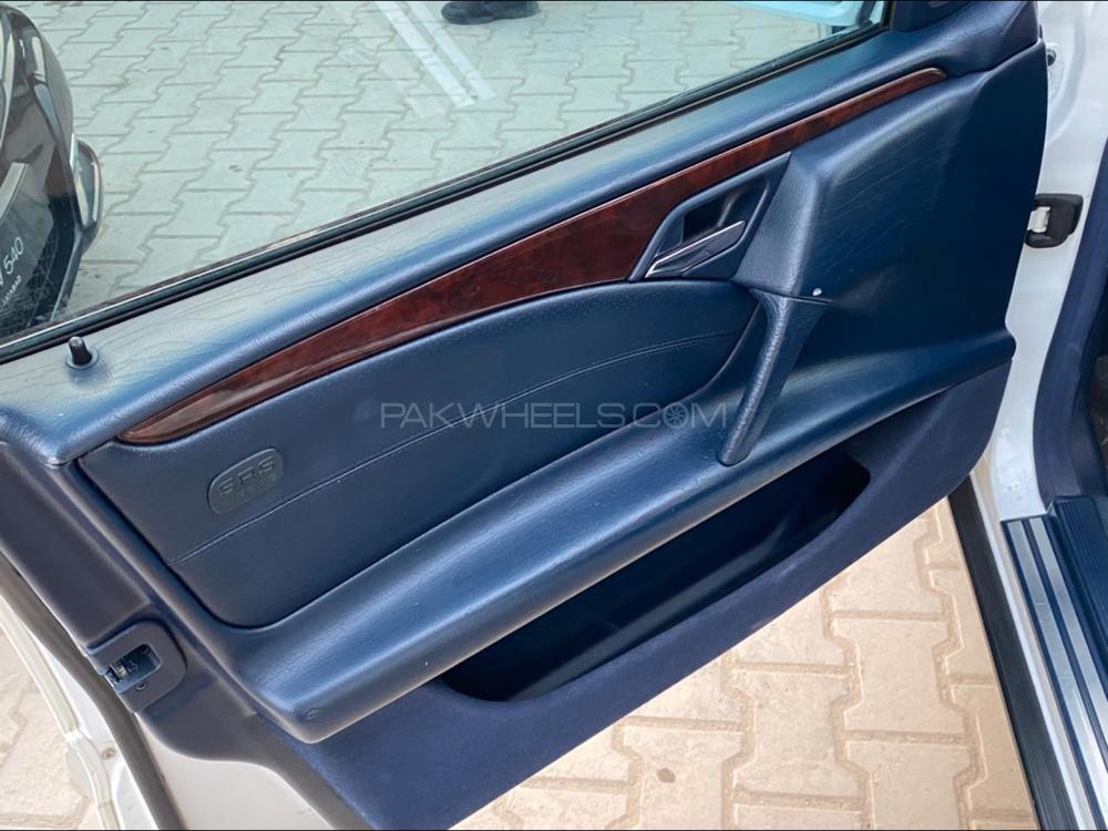 مرسڈیز بینز ای کلاس 1998 for Sale in اسلام آباد مرسڈیز بینز ای کلاس 1998 for Sale in اسلام آباد Image-14