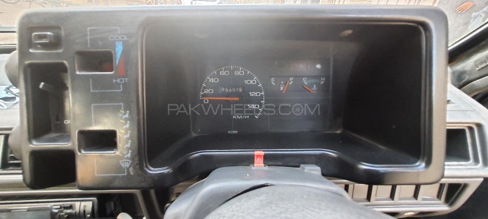 Suzuki Mehran 2011 for Sale in Karachi Suzuki Mehran 2011 for Sale in Karachi Image-11