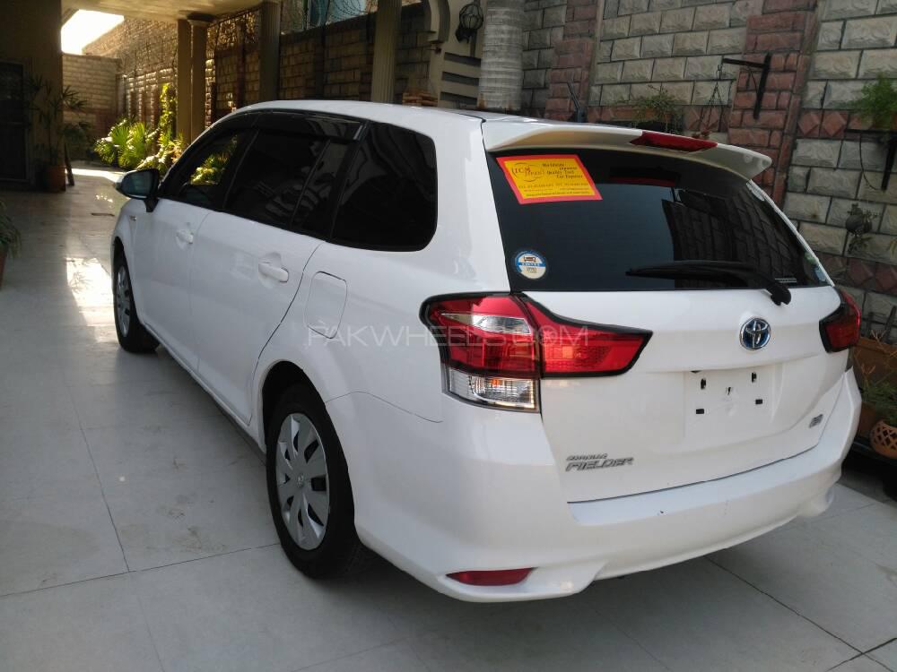 Toyota Corolla Fielder 2017 for Sale in Peshawar Toyota Corolla Fielder 2017 for Sale in Peshawar Image-5