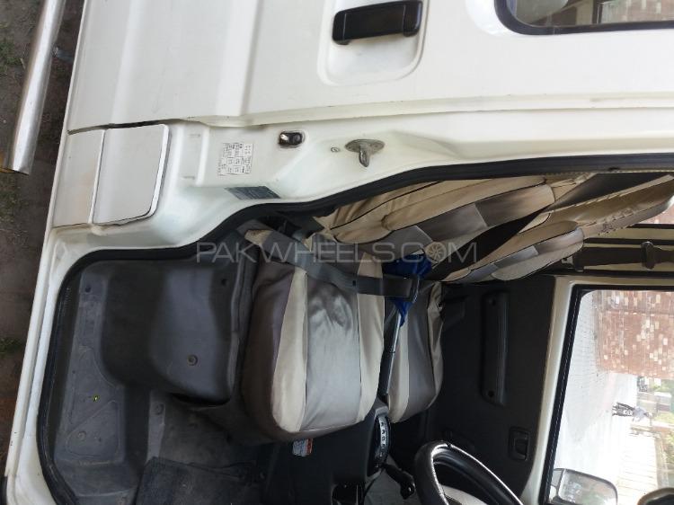 نسان کلپر 2007 for Sale in لاہور نسان کلپر 2007 for Sale in لاہور Image-6