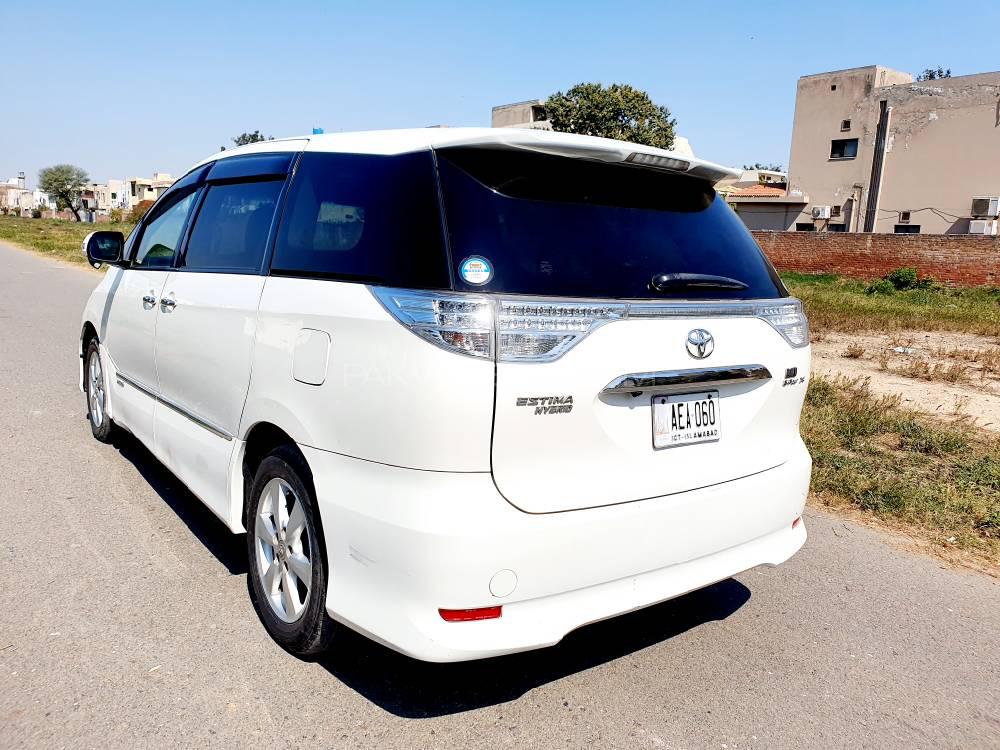 Toyota Estima 2011 for Sale in Lahore Toyota Estima 2011 for Sale in Lahore Image-8