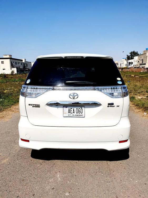 Toyota Estima 2011 for Sale in Lahore Toyota Estima 2011 for Sale in Lahore Image-10