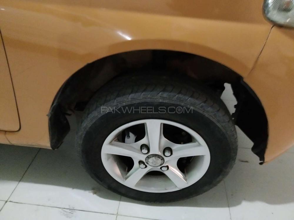 Daihatsu Esse 2006 for Sale in Lahore Daihatsu Esse 2006 for Sale in Lahore Image-4