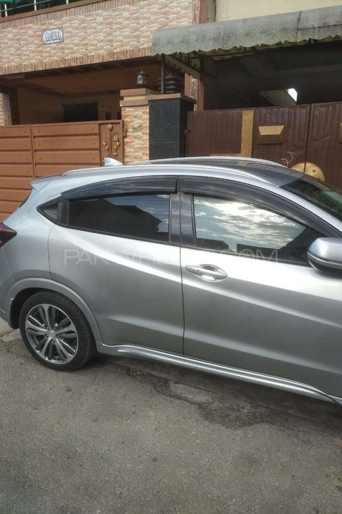 Honda Vezel 2016 for Sale in Gujranwala Honda Vezel 2016 for Sale in Gujranwala Image-4