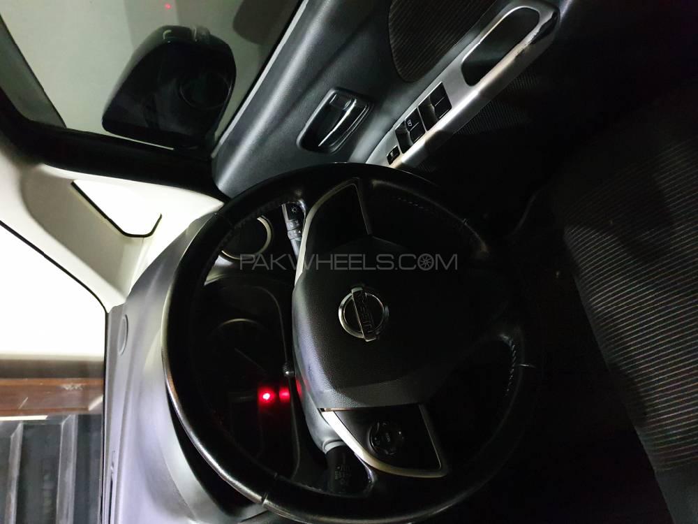 Nissan Dayz Highway Star 2014 for Sale in Lahore Nissan Dayz Highway Star 2014 for Sale in Lahore Image-3