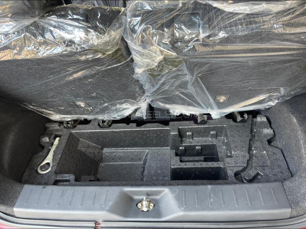 Daihatsu Move 2015 for Sale in Lahore Daihatsu Move 2015 for Sale in Lahore Image-16
