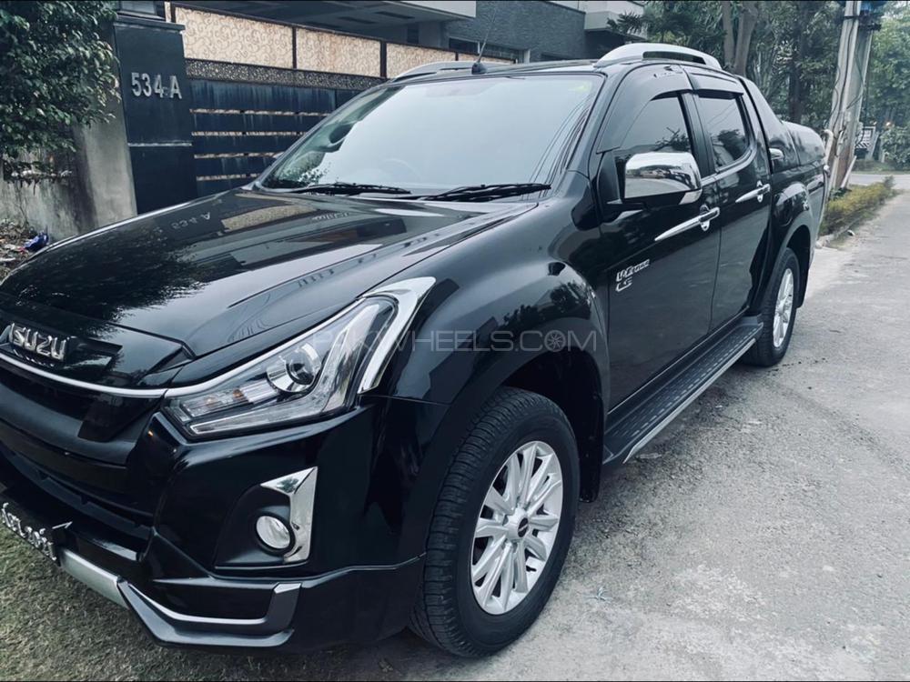Isuzu D-Max 2021 for Sale in Lahore Image-1