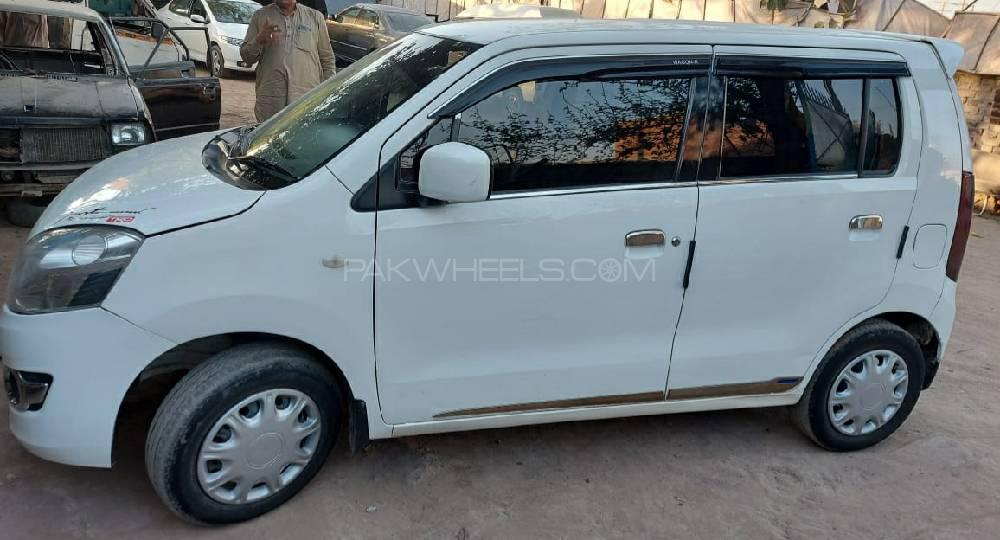 سوزوکی ویگن آر 2017 for Sale in سیالکوٹ سوزوکی ویگن آر 2017 for Sale in سیالکوٹ Image-3