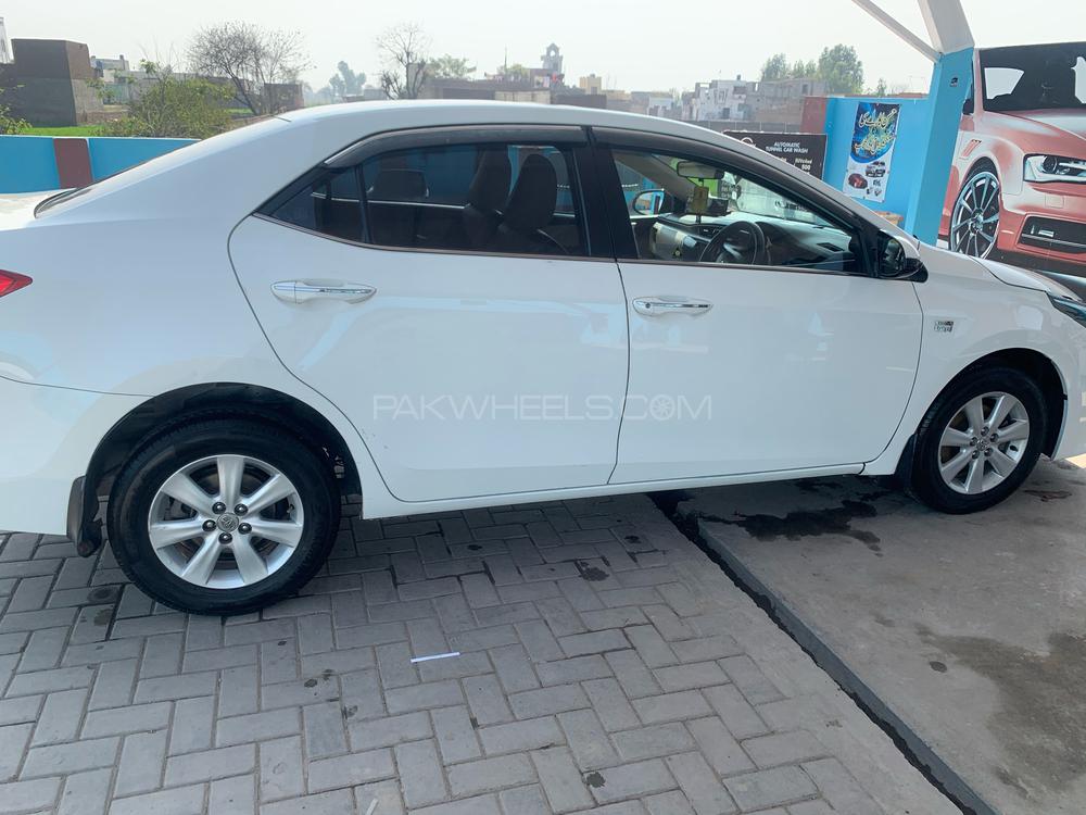 Toyota Corolla 2015 for Sale in Mandi bahauddin Toyota Corolla 2015 for Sale in Mandi bahauddin Image-14