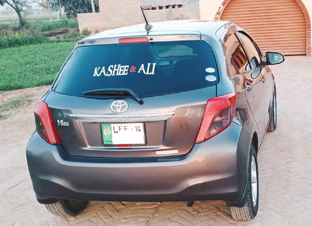 Toyota Vitz 2014 for Sale in Multan Image-1